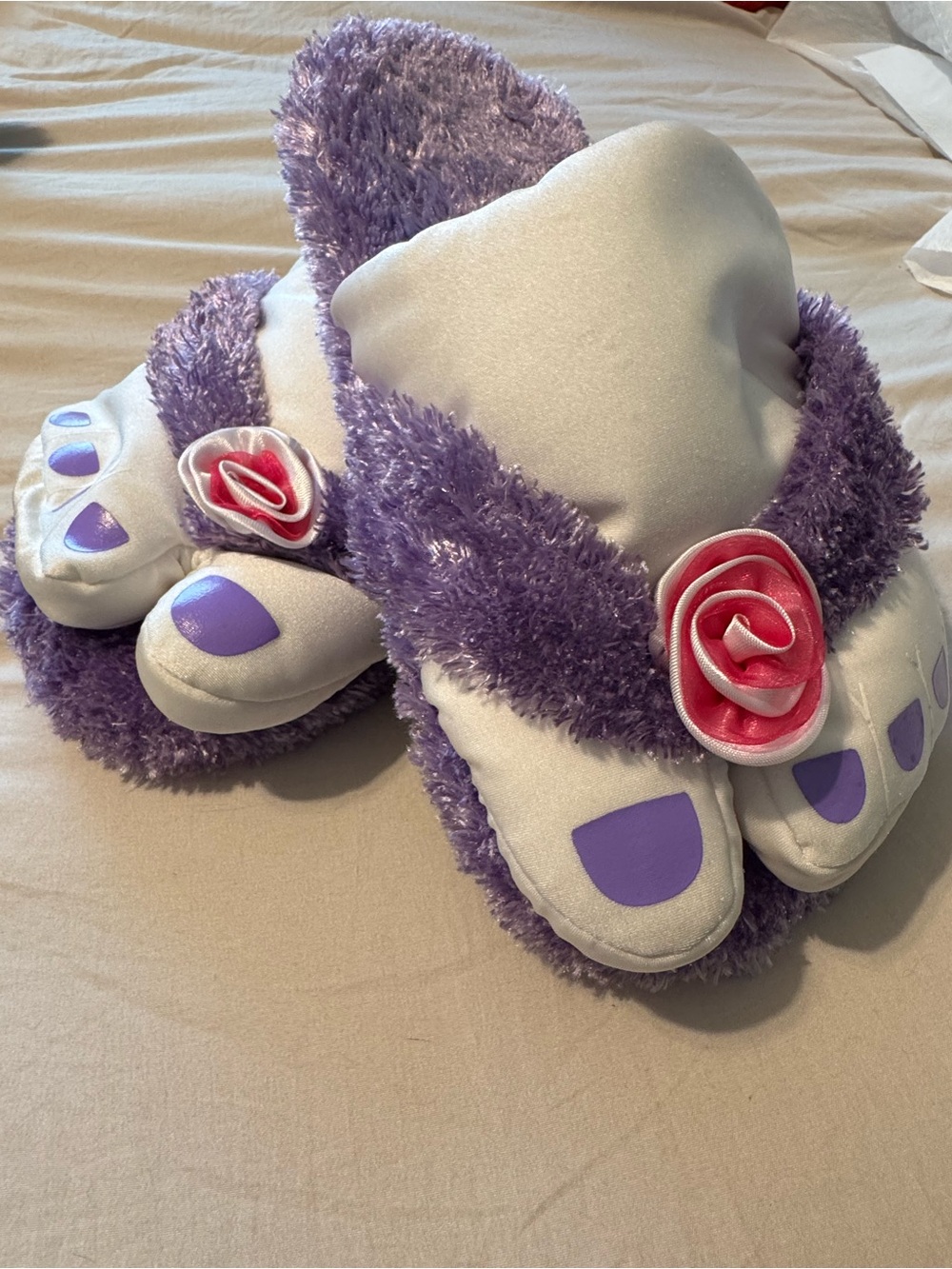 Plush Purple & White Women’s Slip-On Slippers with Pink Rose Accent